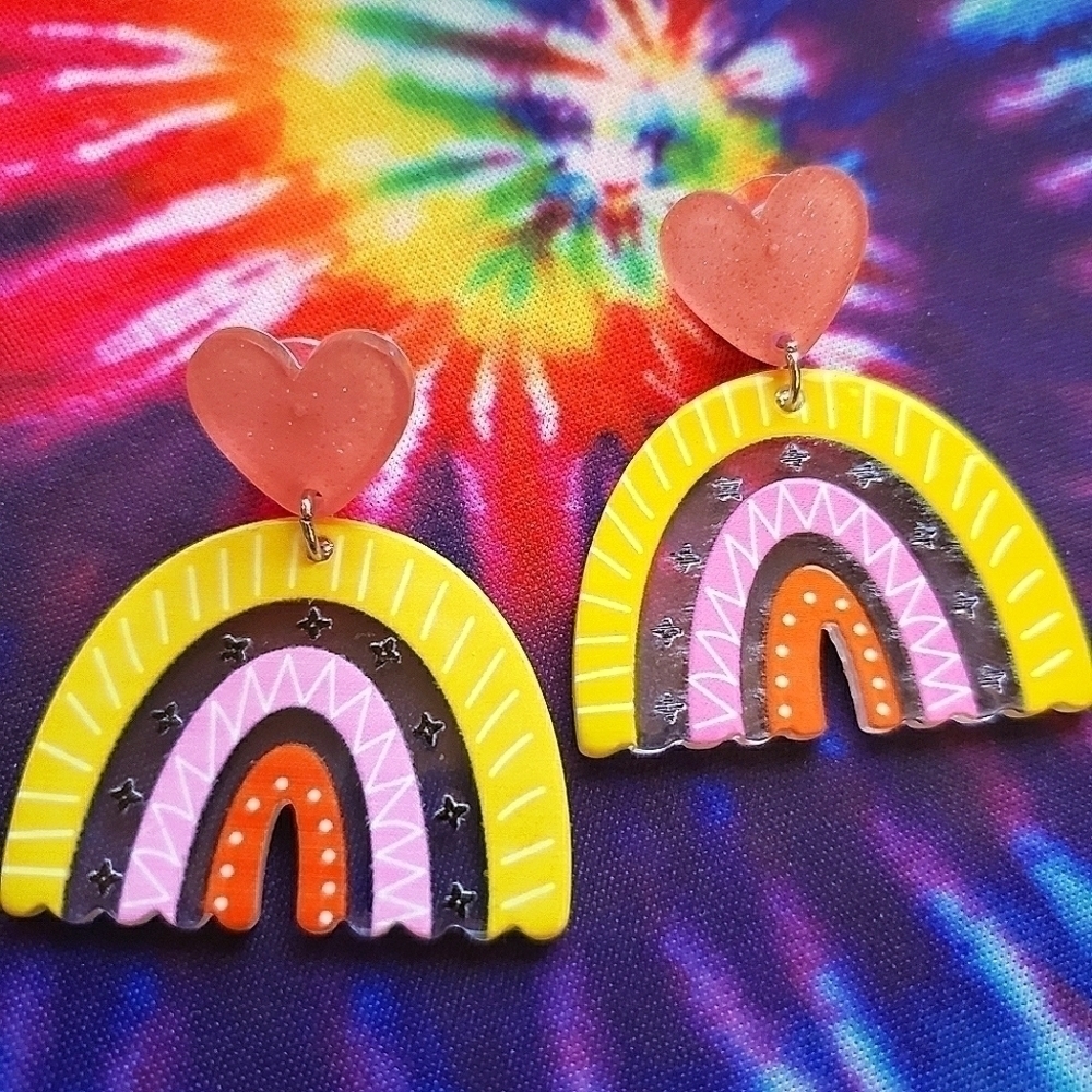 HANDMADE Plastic Acrylic Yellow Pink Orange Heart Boho Rainbow Earrings